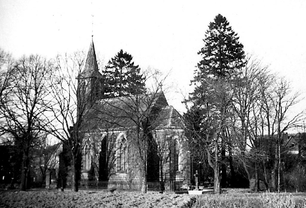 Erste Kirche